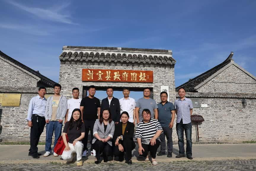 <strong>追寻红色足迹  传递红色精神——淮安市酒店用品商会党支部开展红色教育实践活动  </strong>