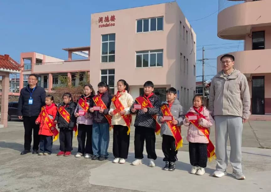 <strong>兴化竹泓：以光之名，照耀每一份努力</strong>